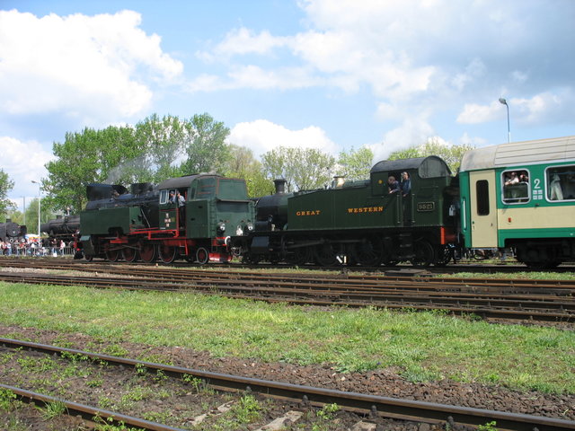 TKt48-18 i angielski parowóz GWR 5521 z pociągiem nr 67501 "Hefajstos"
